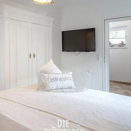 Die-deichbude-1-bude-6 *